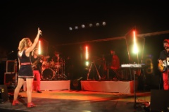 Mobil Dancing 2 * 6240 x 4160 * (6.48MB)